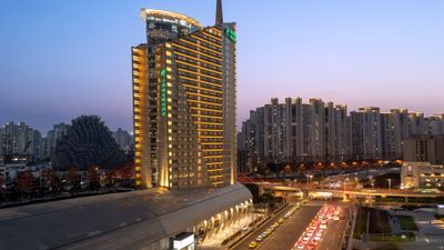 Holiday Inn Express Zhabei