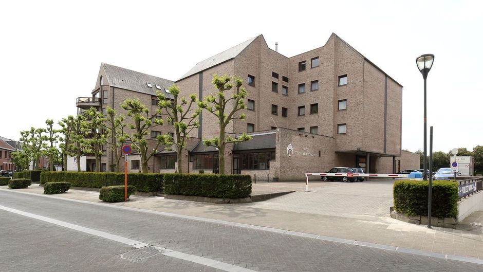 Hotel Corsendonk Viane Exterior