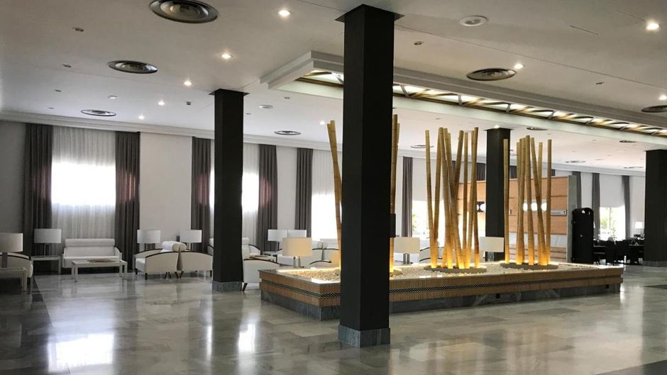 TRH La Motilla Hotel Lobby