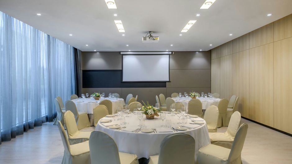 AC Hotel La Finca Meeting