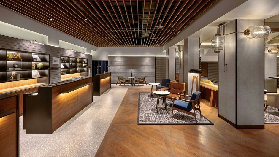 Four Points by Sheraton Bangkok Lobby
