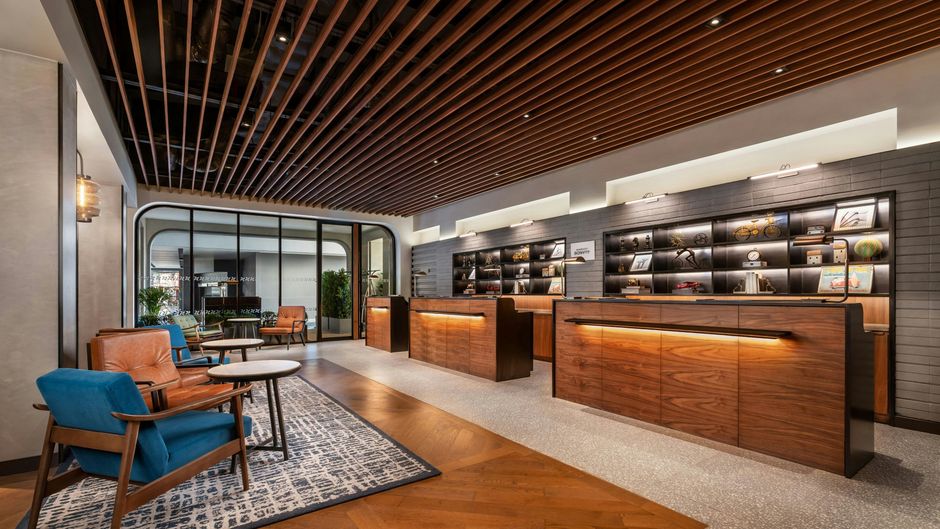 Four Points by Sheraton Bangkok Lobby