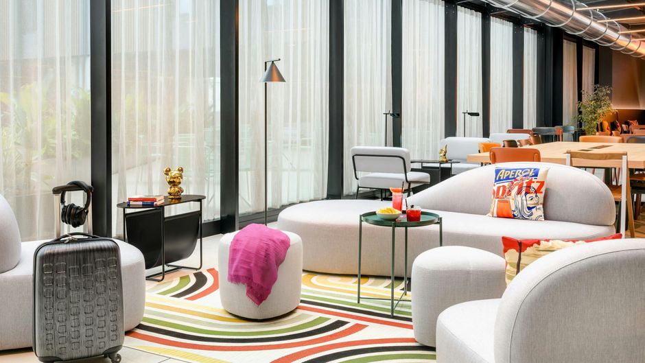 Moxy Pompeii Lobby