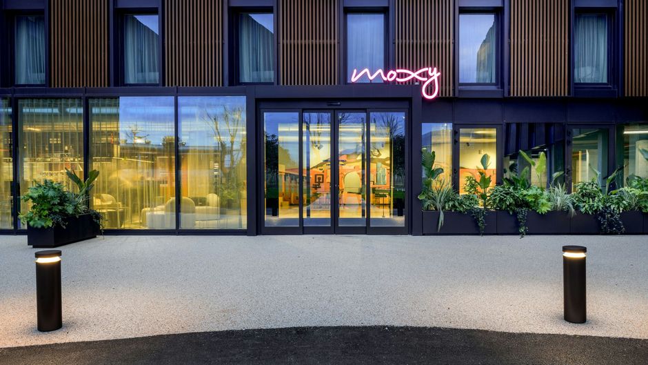 Moxy Pompeii Exterior