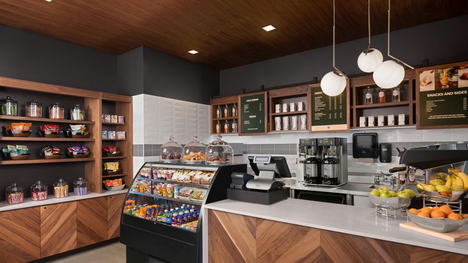 Delta Hotels by Marriott Thunder Bay Restaurant