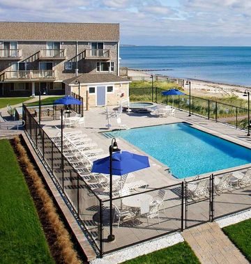 Ocean Mist Beach Hotel & Suites