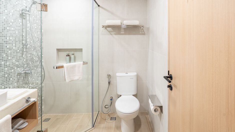 Holiday Inn Exp Suites Banjarmas Room
