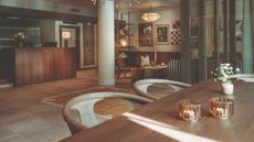 City Hotel