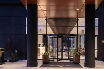 Hotel Bourre Bonne-Curio Collection