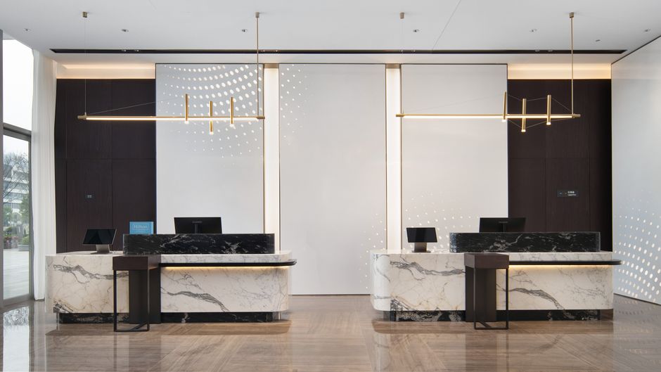 Hampton Yichun High-Speed Railway Lobby