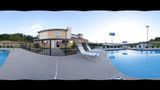 <b>Holiday Inn Express Pool</b>. Virtual Tours powered by <a href="https://www.leonardoworldwide.com/" title="Leonardo Worldwide" target="_blank">Leonardo</a>.
