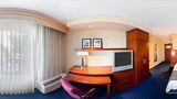 <b>Courtyard by Marriott Columbia Room</b>. Virtual Tours powered by <a href="https://www.leonardoworldwide.com/" title="Leonardo Worldwide" target="_blank">Leonardo</a>.