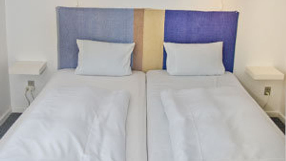 Tylstrup Kro Hotel Room