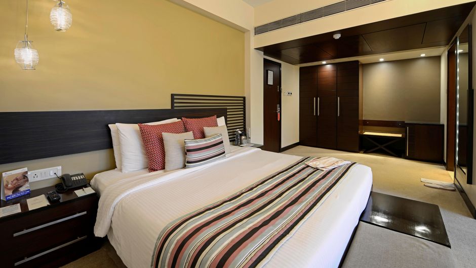 Sun-N-Sand Hotel Mumbai Room