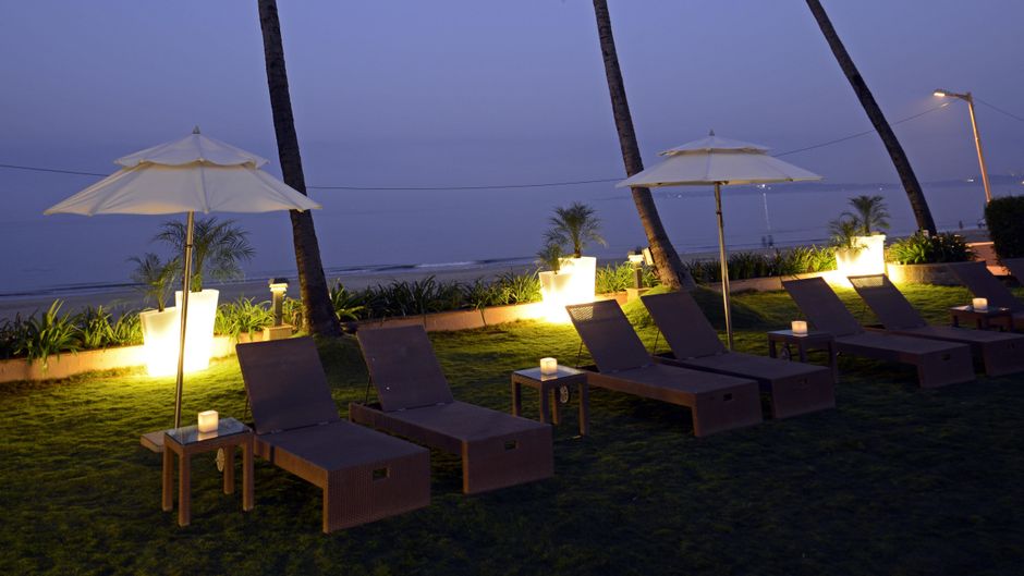 Sun-N-Sand Hotel Mumbai Pool