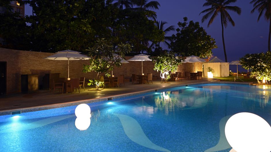 Sun-N-Sand Hotel Mumbai Pool