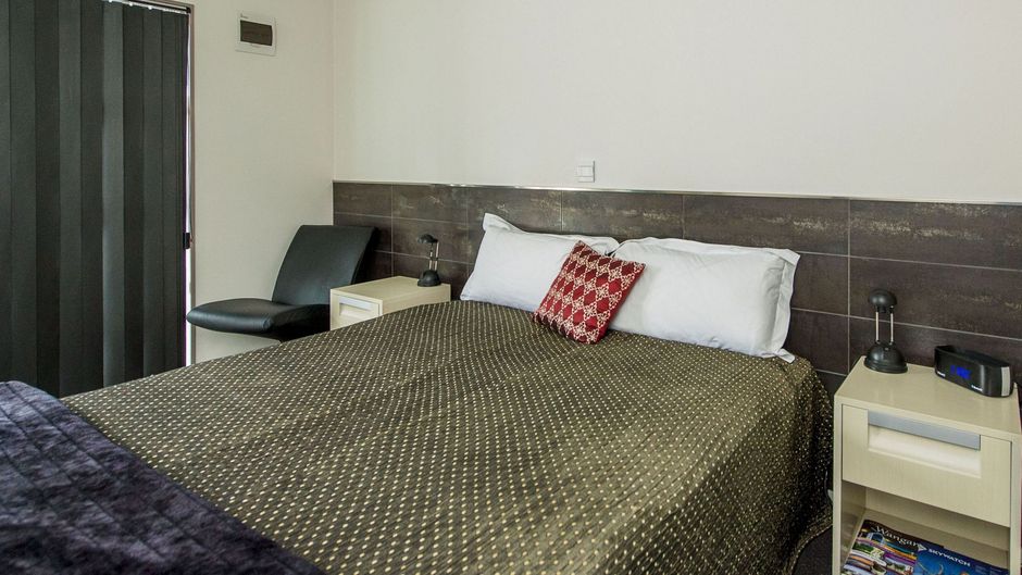 151 on London Room