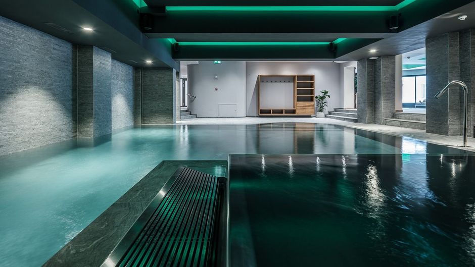National Hotel Pool