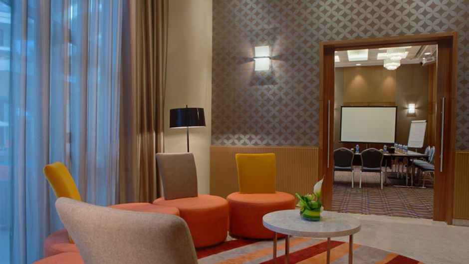 Majestic Arjaan by Rotana Meeting