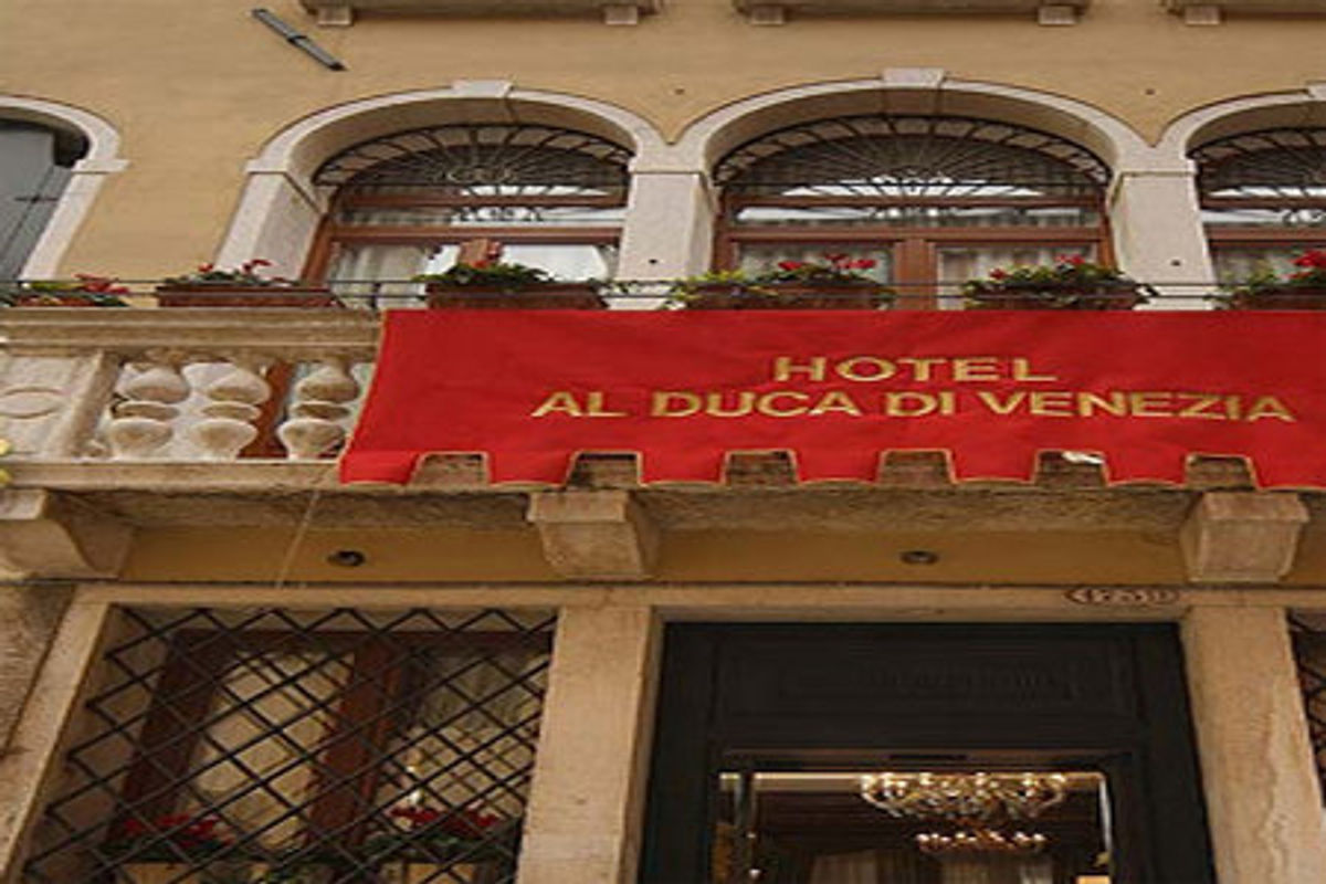 NH Venezia Santa Lucia- First Class Venice, Italy Hotels- Business Travel  Hotels in Venice | Business Travel News, image size:1200x800