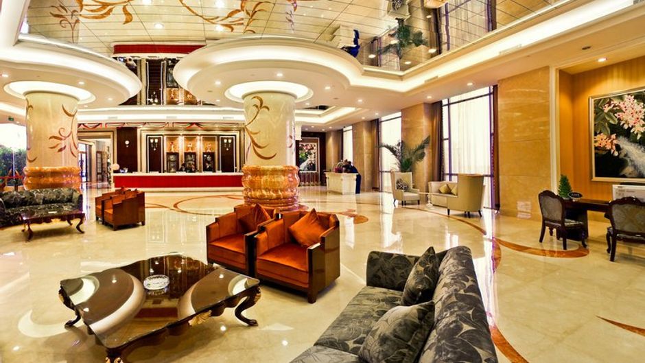 Babylon Hotel Lobby
