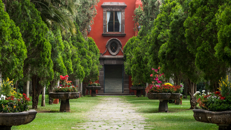 Fiesta Americana Hacienda Galindo Resort Exterior