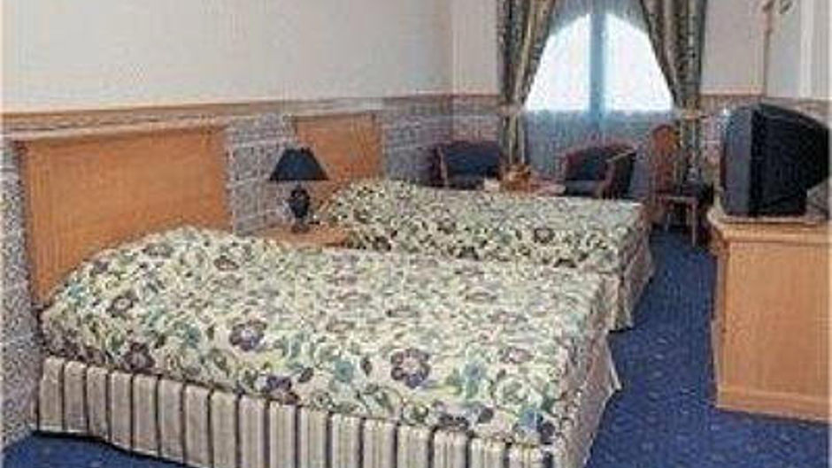Landmark Plaza Baniyas Room