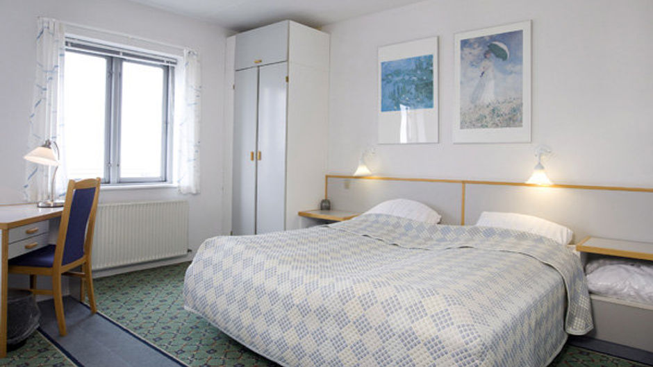Hvalpsund Faergekro Room