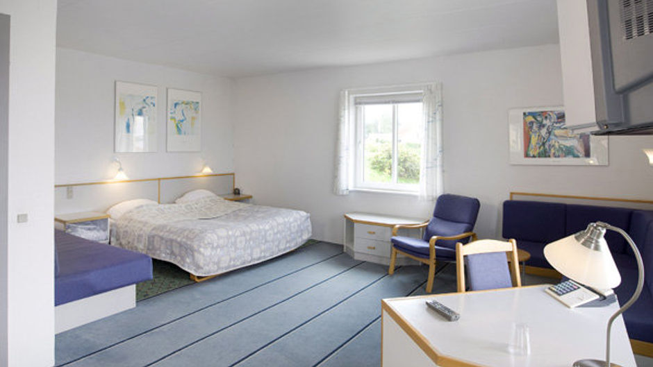 Hvalpsund Faergekro Room