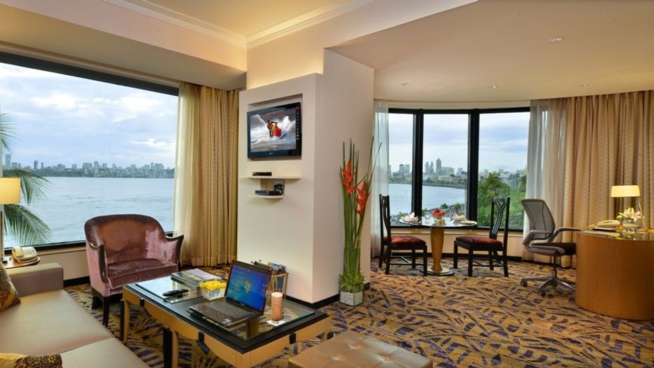 Hotel Marine Plaza Suite