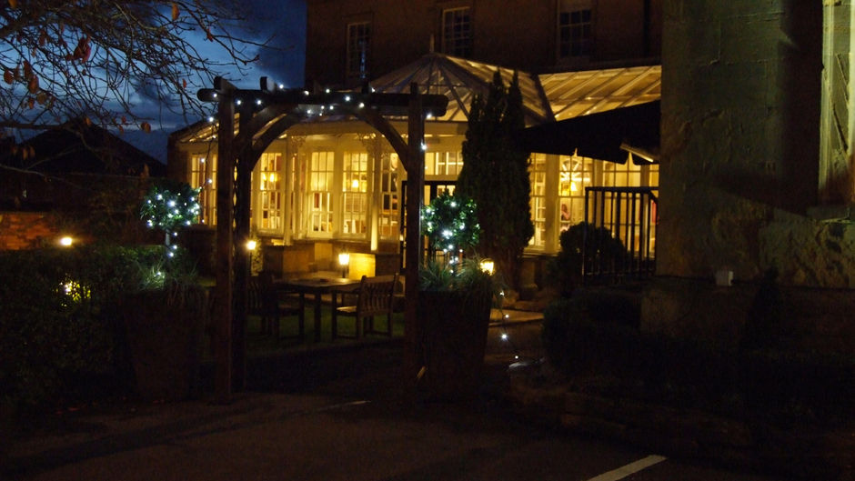 The Manor Hotel Exterior