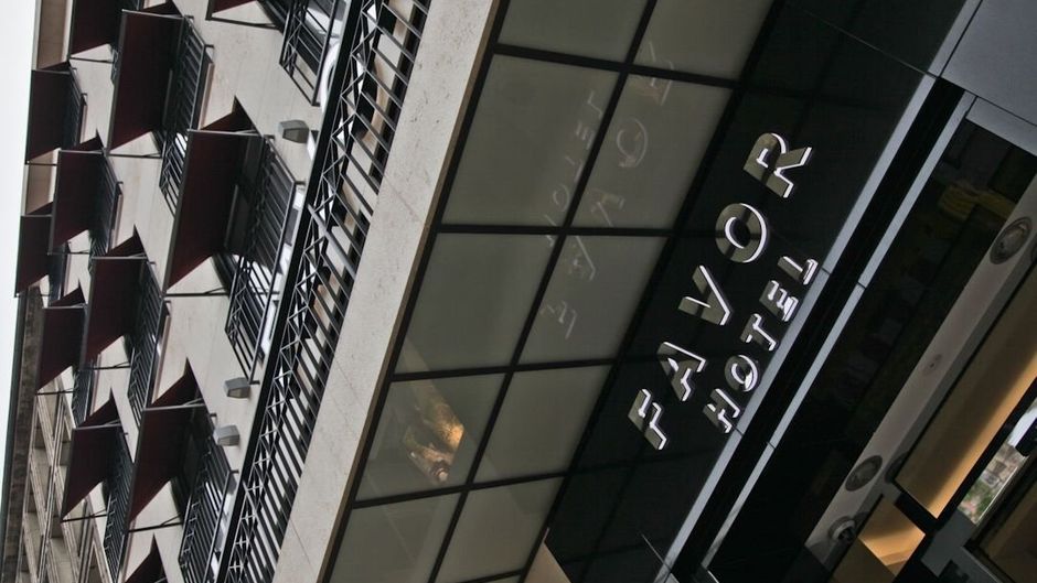 Hotel Favor Exterior