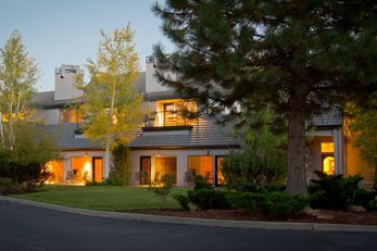 Pine Ridge Inn