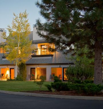 Pine Ridge Inn