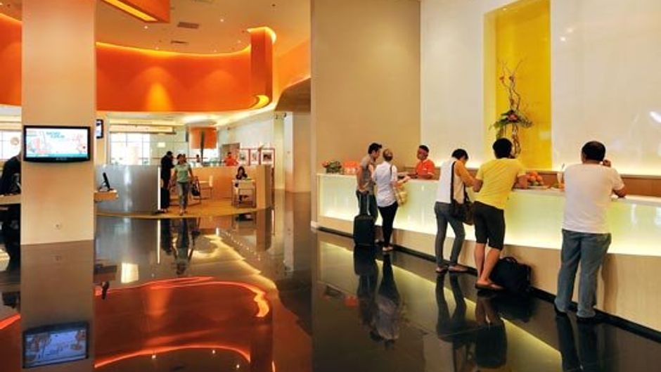 Harris Hotel Conv Kelapa Gading Lobby