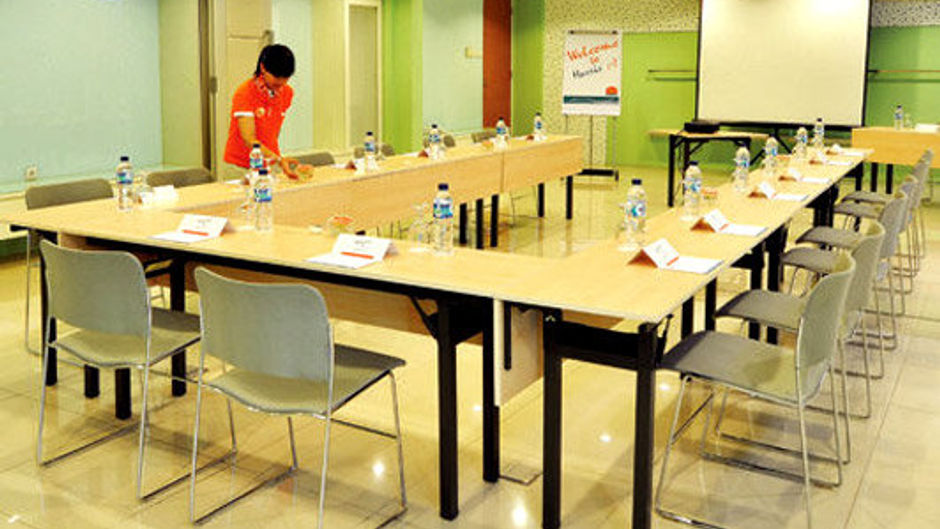 Harris Riverview Kuta Meeting