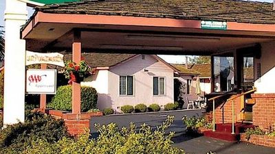Lone Oak Lodge