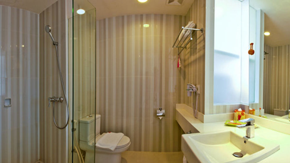 HARRIS Hotel and Conventions Malang Room