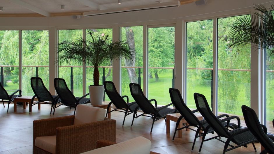 Ronnums Manor Lobby