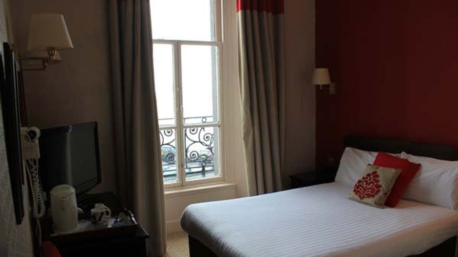 Columba Hotel Room