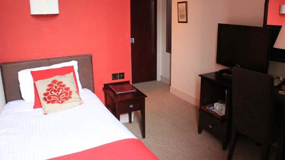 Columba Hotel Room