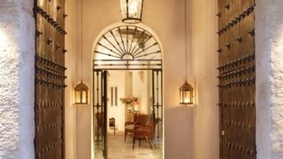 Corral del Rey Lobby