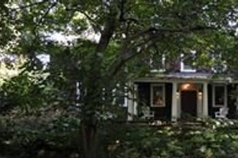 Buttermilk Falls Inn & Spa