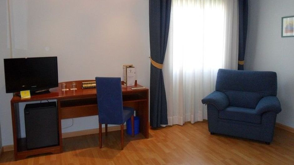 Ponferrada Plaza Room