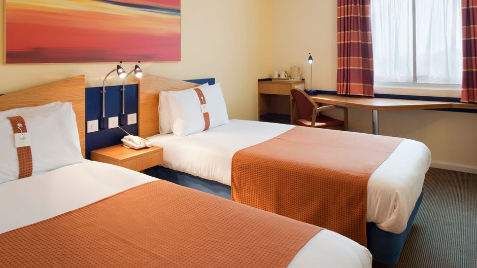 Holiday Inn Express Stoke on Trent Room