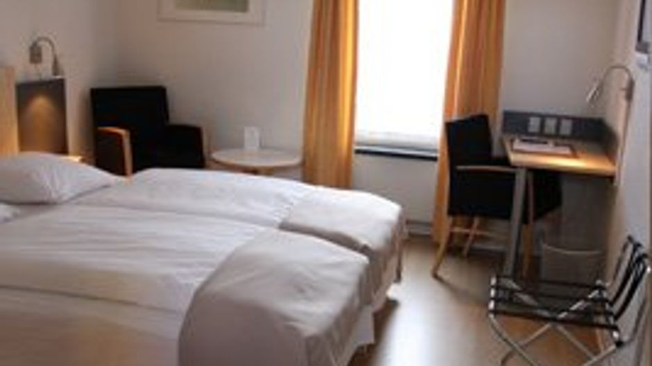 City Hotel Nattergalen Room