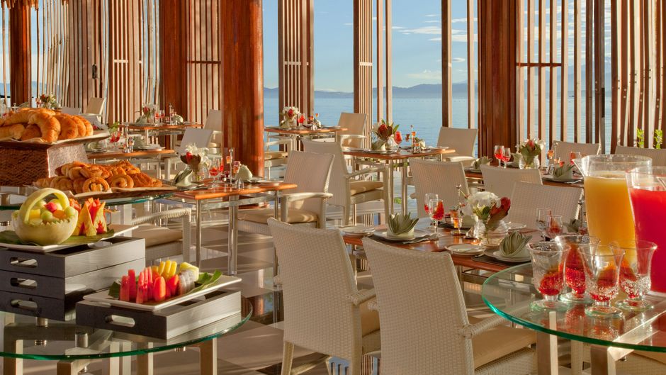 Gaya Island Resort Restaurant