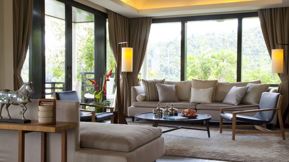Gaya Island Resort Suite