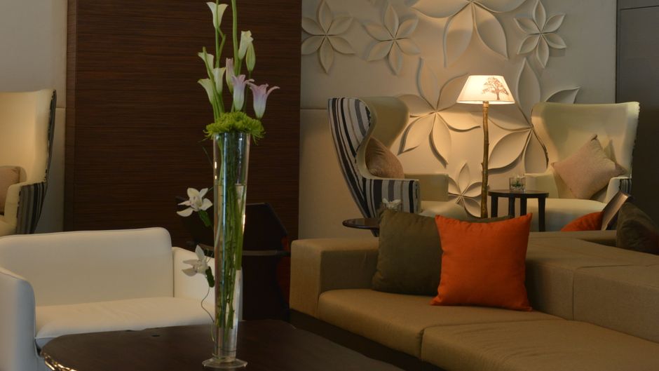 Ramee Grand Hotel & Spa Lobby