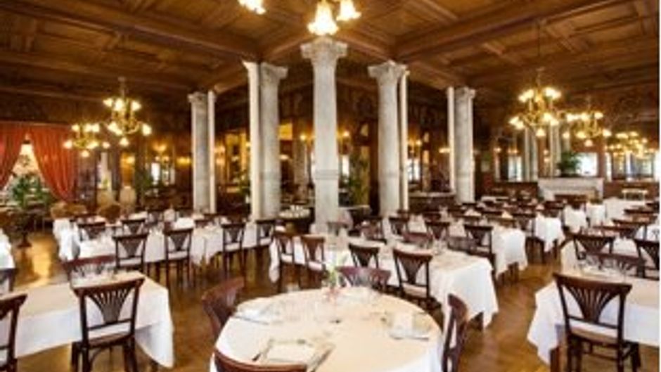 Grand Hotel Moderne Ballroom